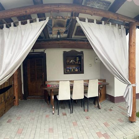 Like Home Rîşnov Kültér fotó