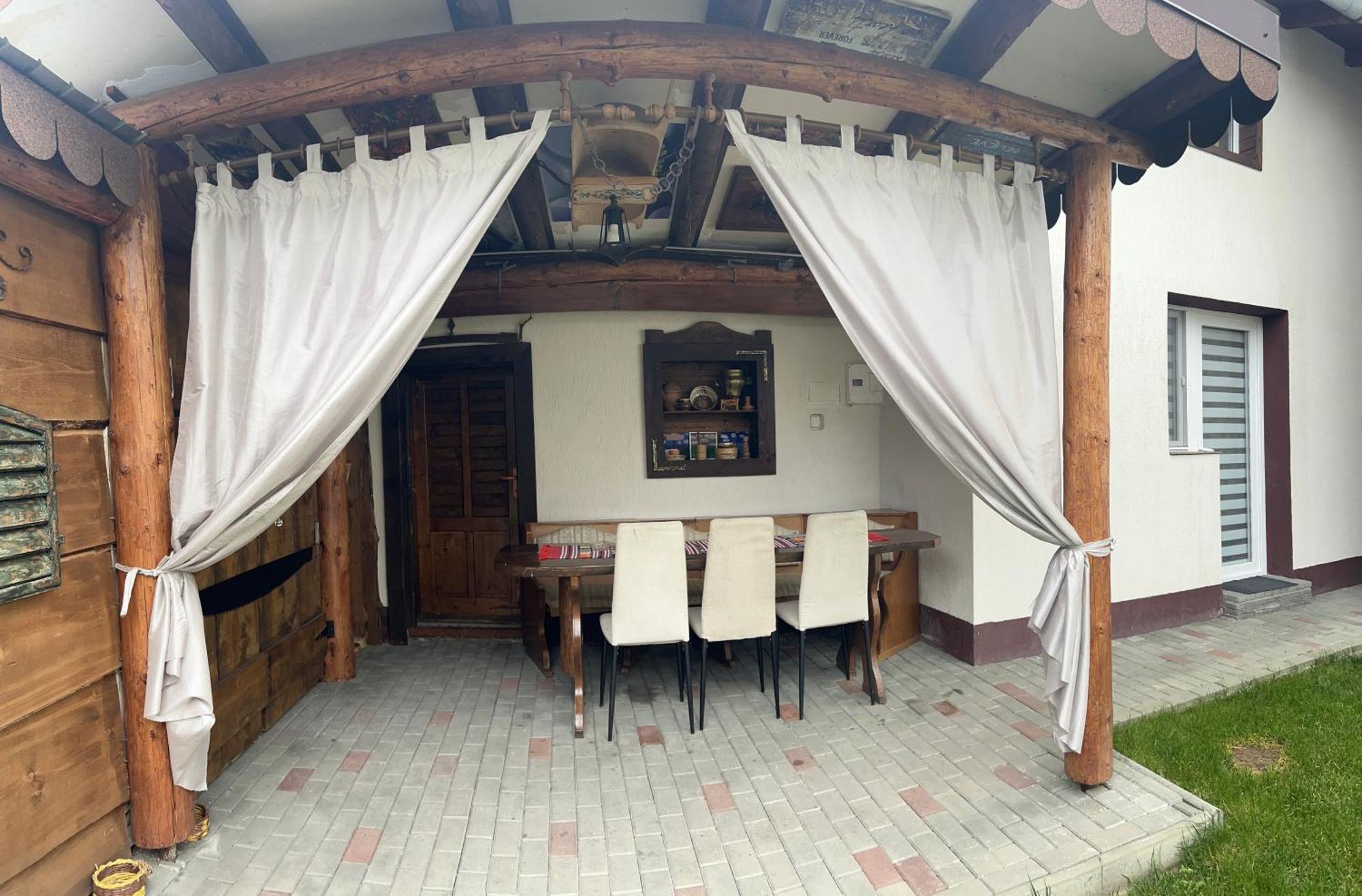 Like Home Rîşnov Kültér fotó
