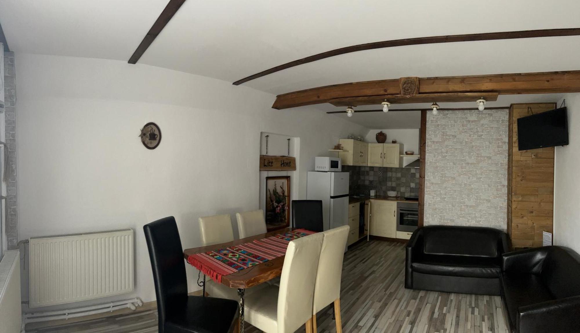Like Home Rîşnov Kültér fotó